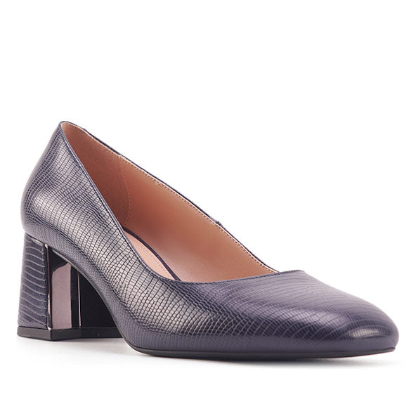 TACON NINE WEST ANNALISA NAVY