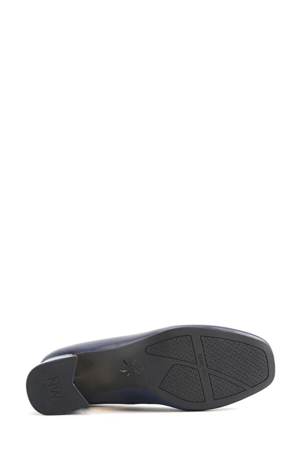 TACON NINE WEST NAVY