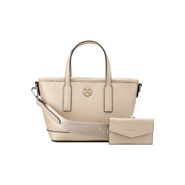 CARTERA NINE WEST AVAYA CHAMPAGNE
